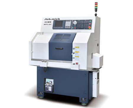 MPC-20型平床身高精密排刀式数控车床